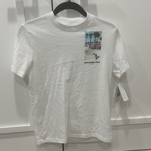 Abercrombie & Fitch White Palm Tree beach Graphic Tee